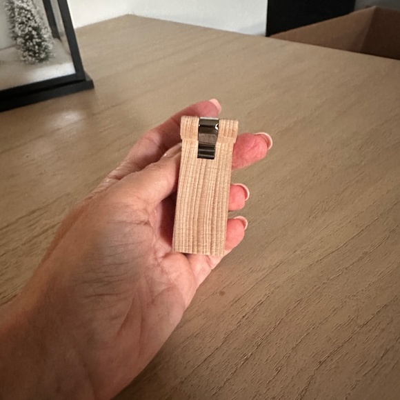 Reign deer Bottle Opener - Picture 4 of 5